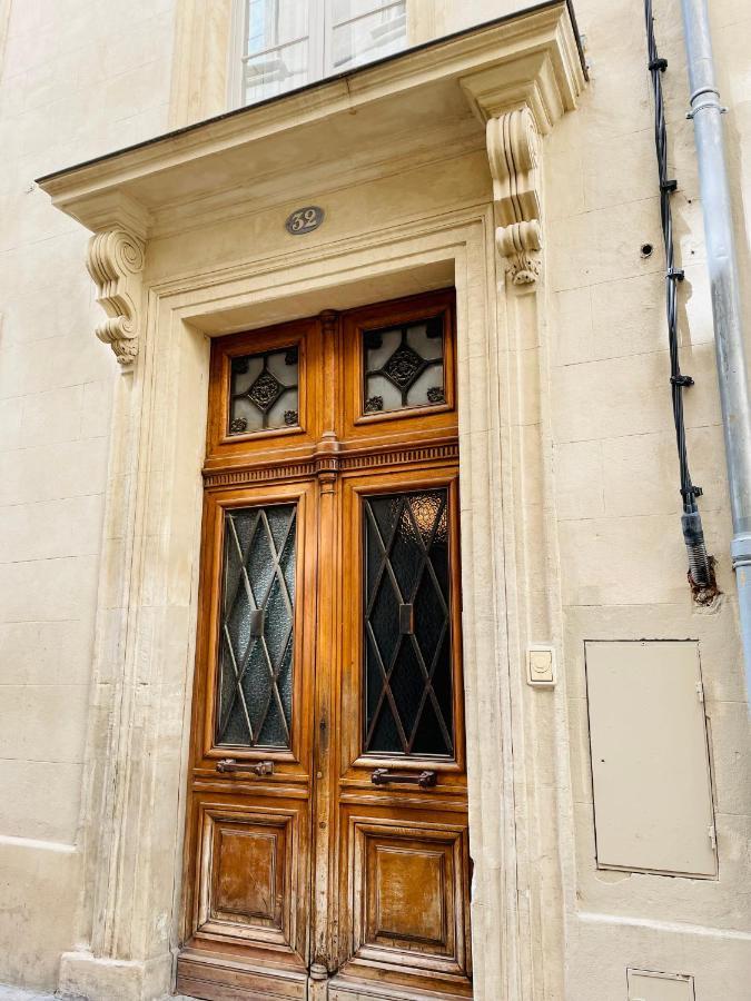 La Terrasse Des Arenes Apartment Nimes Exterior photo